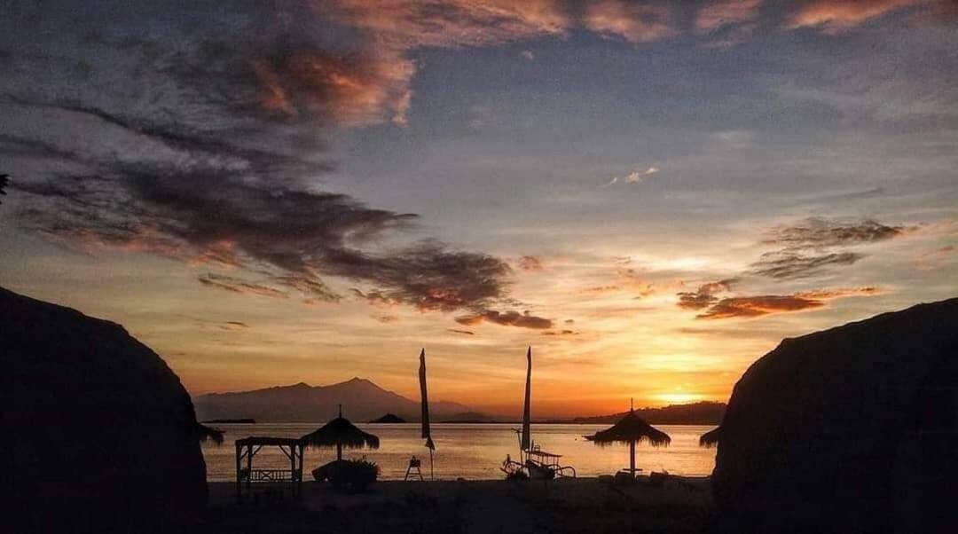 Отель Alam Karang Gili Gede Экстерьер фото