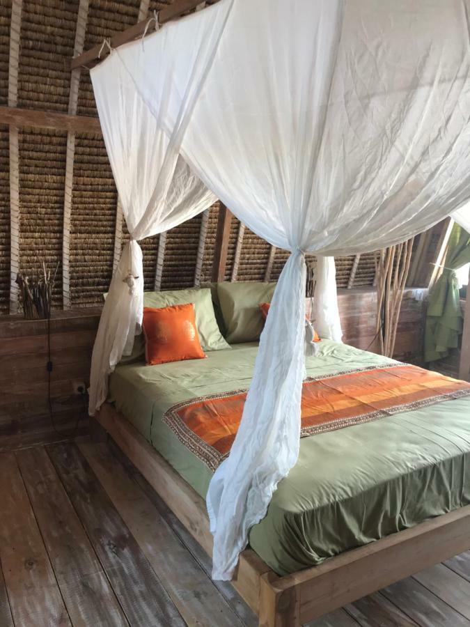 Отель Alam Karang Gili Gede Экстерьер фото
